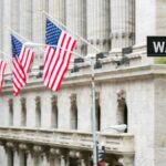 How is the SPYI ETF doing as the US stock market drops?