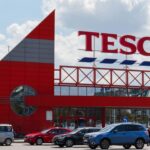 Price war sidelines Tesco, Sainsbury’s from FTSE gains; analysts back Tesco