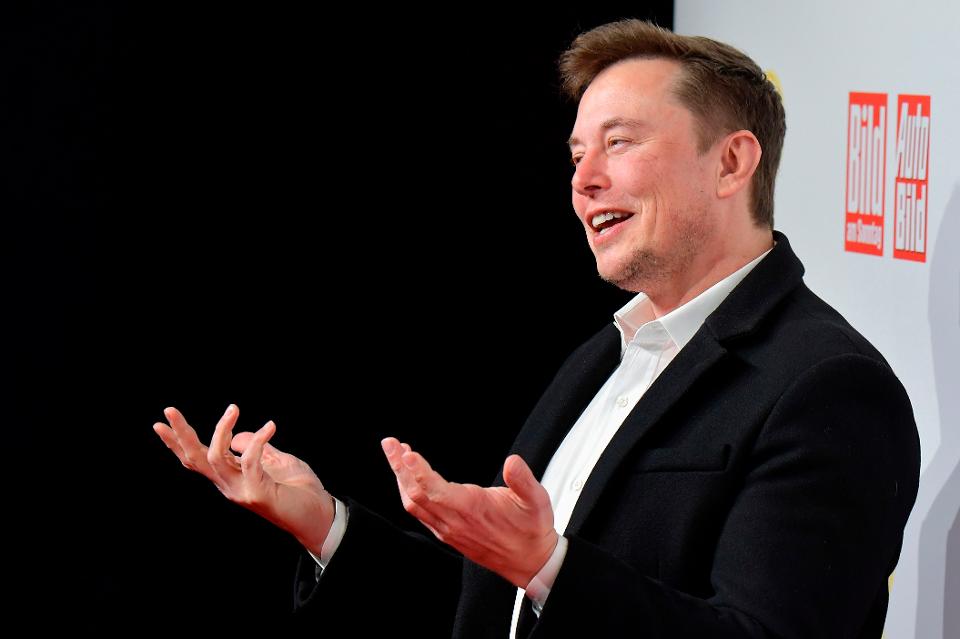 Toncoin (TON) slumps as Elon Musk denies Telegram-xAI deal