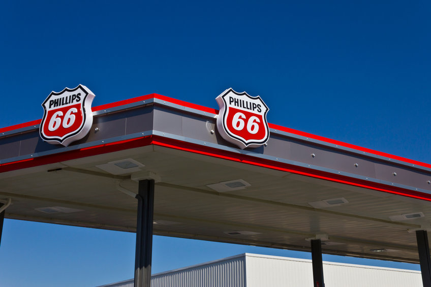 Josh Brown reveals two best oil stocks to own heading into 2026